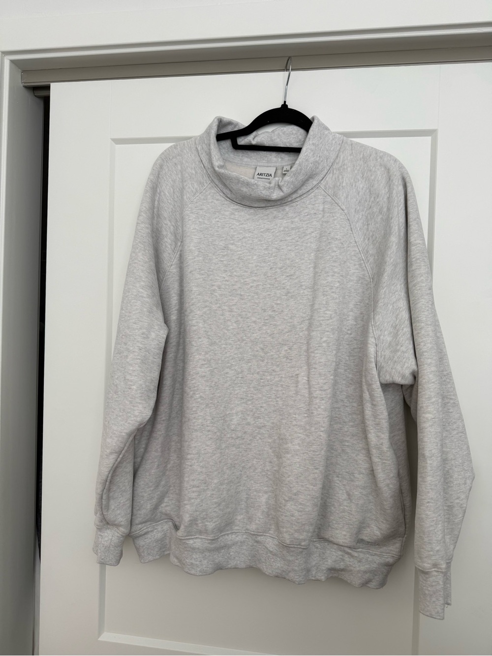 Aritzia Light Gray Funnel Neck Sweatshirt